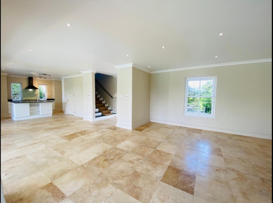 To Let 4 Bedroom Property for Rent in Klein Slangkop Western Cape